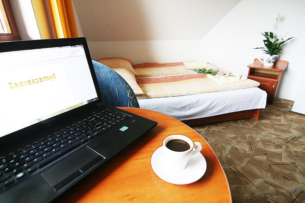 Willa Slavita Wygodne Pokoje Z Lazienkami, Tv, Wifi, Duzy Parking Ul Pardalowka ザコパネ 部屋 写真